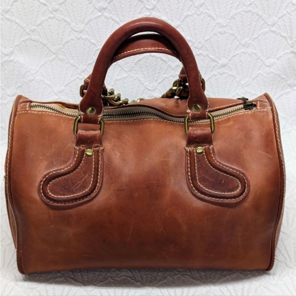 GAYA | Leather Chain Satchel - Picture 5 of 12